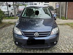 Blau Gebraucht 2006 VW Golf Plus Cross Van / Kleinbus | 4.700 €