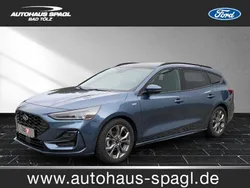 Chromablau (blau) Gebraucht 2023 Ford Focus ST-Line Kombi | 26.400 € (Fairer Preis)