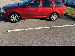 Rot Gebraucht 2007 Skoda Octavia Kombi | 6.000 € (Teuer)