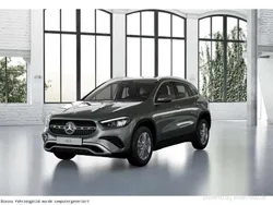Mountaingrau metallic Gebraucht 2025 Mercedes GLA180 SUV | 39.600 € (Etwas zu teuer)