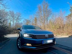 Blau Gebraucht 2015 VW Passat Highline Kombi | 11.500 € (Etwas zu teuer)