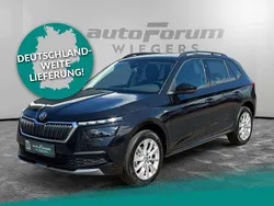 Schwarzmagic perleffekt Gebraucht 2023 Skoda Kamiq Tour SUV | 23.970 € (Guter Preis)