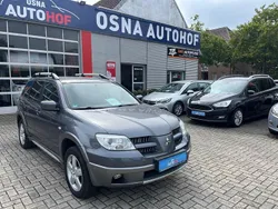 Grau Gebraucht 2005 Mitsubishi Outlander Motion SUV | 7.999 € (Teuer)
