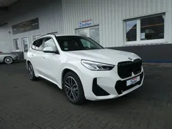 Weiß Gebraucht 2023 BMW iX1 M Sport SUV | 39.900 € (Guter Preis)
