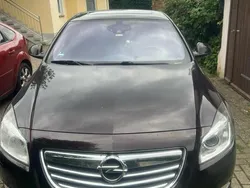 Braun Gebraucht 2011 Opel Insignia Limousine | 4.000 € (Superpreis)