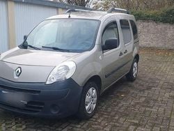 Andere farben Gebraucht 2008 Renault Kangoo Privilege Van / Kleinbus | 4.550 € (Fairer Preis)