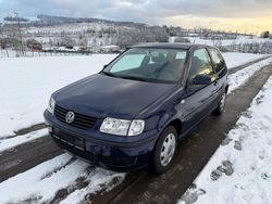 Blau Gebraucht 2001 VW Polo Match Limousine | 2.990 € (Teuer)
