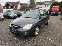 Grau Gebraucht 2010 Kia Carens Van / Kleinbus | 4.900 € (Fairer Preis)
