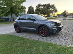 Grau Gebraucht 2018 VW T-Roc SUV | 18.000 € (Fairer Preis)