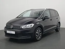 Schwarz Gebraucht 2022 VW Touran Active Van / Kleinbus | 24.990 € (Fairer Preis)