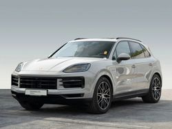 Grau Gebraucht 2023 Porsche Cayenne SUV | 111.400 € (Teuer)
