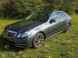Blau Gebraucht 2012 Mercedes E200 Avantgarde Limousine | 6.200 € (Guter Preis)
