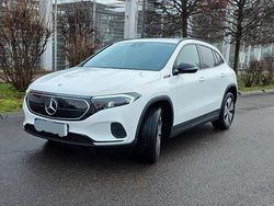 Weiß Gebraucht 2021 Mercedes EQA250 SUV | 27.800 € (Guter Preis)