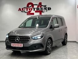 Grau Gebraucht 2022 Mercedes 180 Edition Limousine | 25.900 € (Fairer Preis)