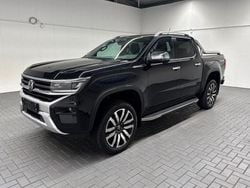 Schwarz (midnight black metallic (metallic) Gebraucht 2023 VW Amarok Abholung | 48.980 € (Guter Preis)
