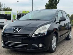 Gebraucht 2011 Peugeot 5008 Premium Van / Kleinbus | 5.990 € (Fairer Preis)