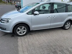Silber Gebraucht 2015 VW Sharan Highline Van / Kleinbus | 16.000 € (Fairer Preis)