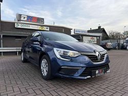 Blau cosmos Gebraucht 2017 Renault Mégane GrandTour Life Kombi | 7.900 € (Etwas zu teuer)