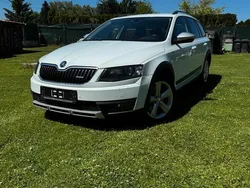 Weiß Gebraucht 2015 Skoda Octavia Scout Scout 4x4 Kombi | 7.650 € (Superpreis)
