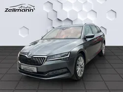 Grau Gebraucht 2023 Skoda Superb Style Kombi | 37.928 € (Teuer)