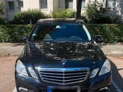 Schwarz Gebraucht 2009 Mercedes E220 Limousine | 8.490 € (Superpreis)