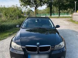 Schwarz Gebraucht 2007 BMW 320 Kombi | 3.500 € (Etwas zu teuer)