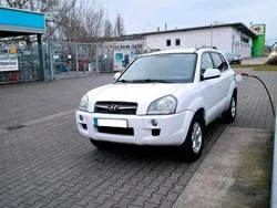 Weiß Gebraucht 2009 Hyundai Tucson SUV | 3.300 € (Guter Preis)