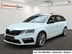 Weiß Gebraucht 2018 Skoda Octavia RS Kombi | 13.199 € (Guter Preis)