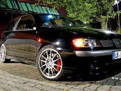 Schwarz Gebraucht 2001 Cupra Ibiza Limousine | 9.600 €
