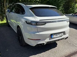 Gebraucht 2021 Porsche Cayenne SUV | 79.900 €