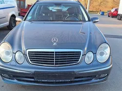 Grau Gebraucht 2005 Mercedes E350 Avantgarde Kombi | 3.950 € (Superpreis)