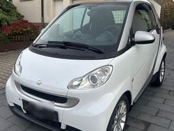 Weiß Gebraucht 2007 Smart ForTwo Coupé Pure Coupé | 2.900 € (Etwas zu teuer)