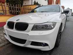 Weiß Gebraucht 2011 BMW 335 Performance Kombi | 29.900 €
