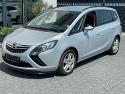Silber Gebraucht 2013 Opel Zafira Tourer Active Van / Kleinbus | 6.999 € (Guter Preis)