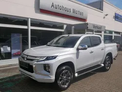 Weiß Gebraucht 2021 Mitsubishi L200 Edition Abholung | 21.990 € (Fairer Preis)