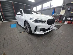 Weiß Gebraucht 2021 BMW 118 M Sport Kleinwagen | 20.990 € (Fairer Preis)