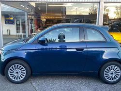 Colore esterno (ozean grün) Gebraucht 2023 Fiat 500e Basis Limousine | 19.990 € (Superpreis)