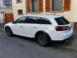 Weiß Gebraucht 2014 Opel Insignia Country Tourer Kombi | 5.000 € (Fairer Preis)