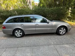 Grau Gebraucht 2005 Mercedes E200 Kombi | 2.950 € (Guter Preis)