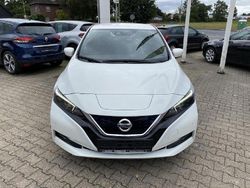 White (s) Gebraucht 2019 Nissan Leaf Acenta Kleinwagen | 13.990 € (Etwas zu teuer)