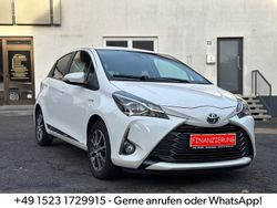 Weiß Gebraucht 2020 Toyota Yaris Hybrid Team Limousine | 12.500 € (Guter Preis)