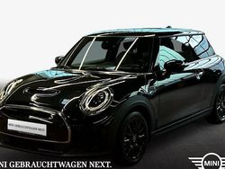 Midnight black ii Gebraucht 2023 Mini Cooper SE Classic Kleinwagen | 19.870 € (Fairer Preis)