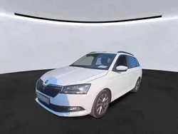 Weiß Gebraucht 2022 Skoda Fabia Kombi | 15.480 € (Guter Preis)
