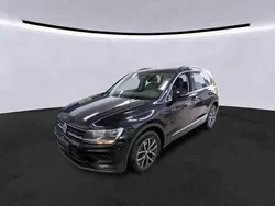 Deep black perleffekt (metallic) Gebraucht 2020 VW Tiguan Comfortline SUV | 23.430 € (Fairer Preis)