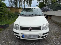 Weiß Gebraucht 2009 Fiat Panda Kleinwagen | 1.600 €
