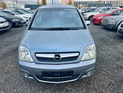 Grau Gebraucht 2008 Opel Meriva Van / Kleinbus | 2.750 € (Guter Preis)