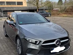 Grau Gebraucht 2018 Mercedes A180 Progressive Limousine | 19.000 € (Fairer Preis)