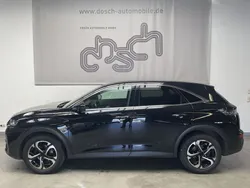 Lackierung schwarz perla nera Gebraucht 2021 DS Automobiles DS7 Crossback Be Chic SUV | 19.890 € (Guter Preis)