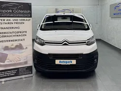 Weiß Gebraucht 2017 Citroën Jumpy Van / Kleinbus | 11.999 €