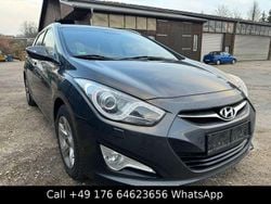 Grau Gebraucht 2012 Hyundai i40 Edition Kombi | 2.950 € (Superpreis)